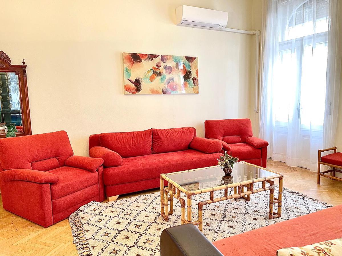 Isabelle Residency - Balcony & A.C Apartment Будапеща Екстериор снимка